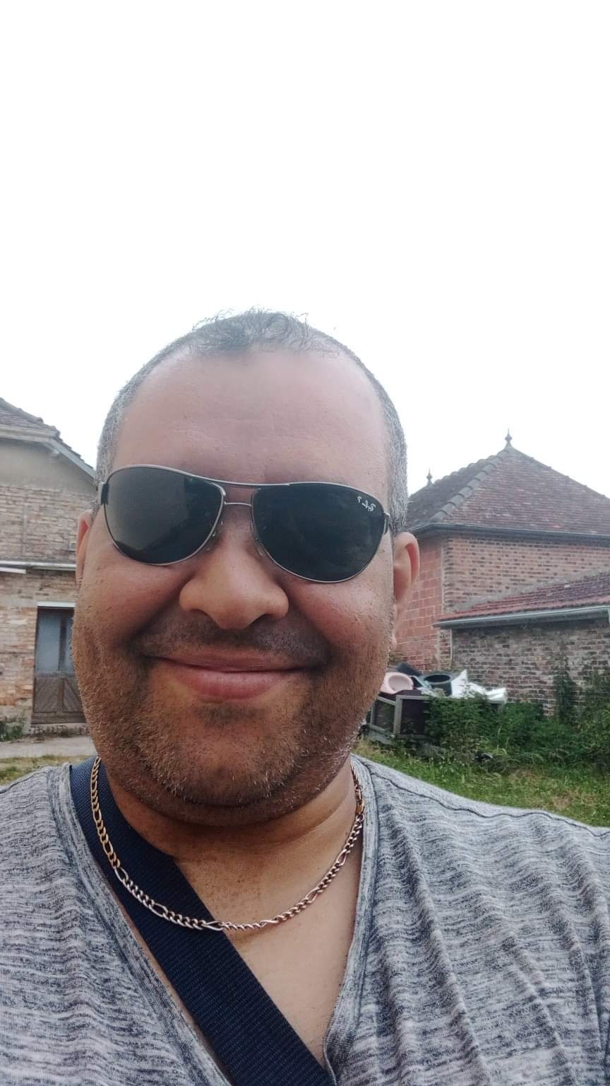 Armando - Marcillac-Vallon - Aveyron | Rencontre libertine